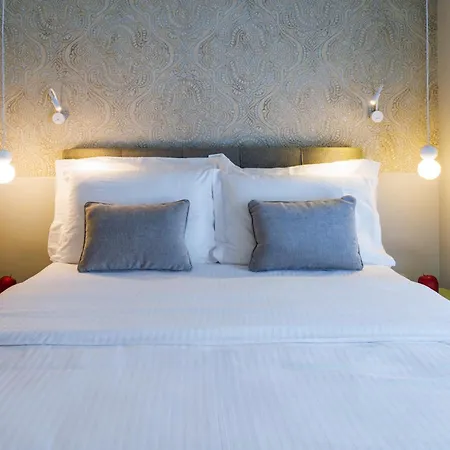 Angels Riva Boutique Residences فندق مبيت وإفطار كاستوريا