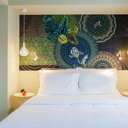 Angels Riva Boutique Residences 3* كاستوريا