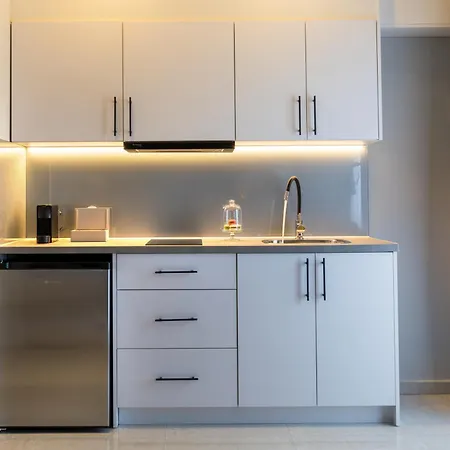 Angels Riva Boutique Residences 3* كاستوريا