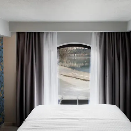 فندق مبيت وإفطار Angels Riva Boutique Residences 3*